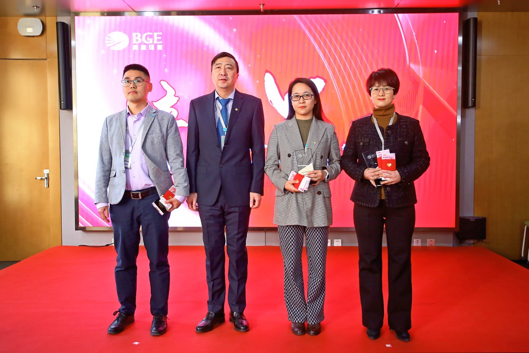 1674956722756707.jpg 精英員工獎(jiǎng).jpg