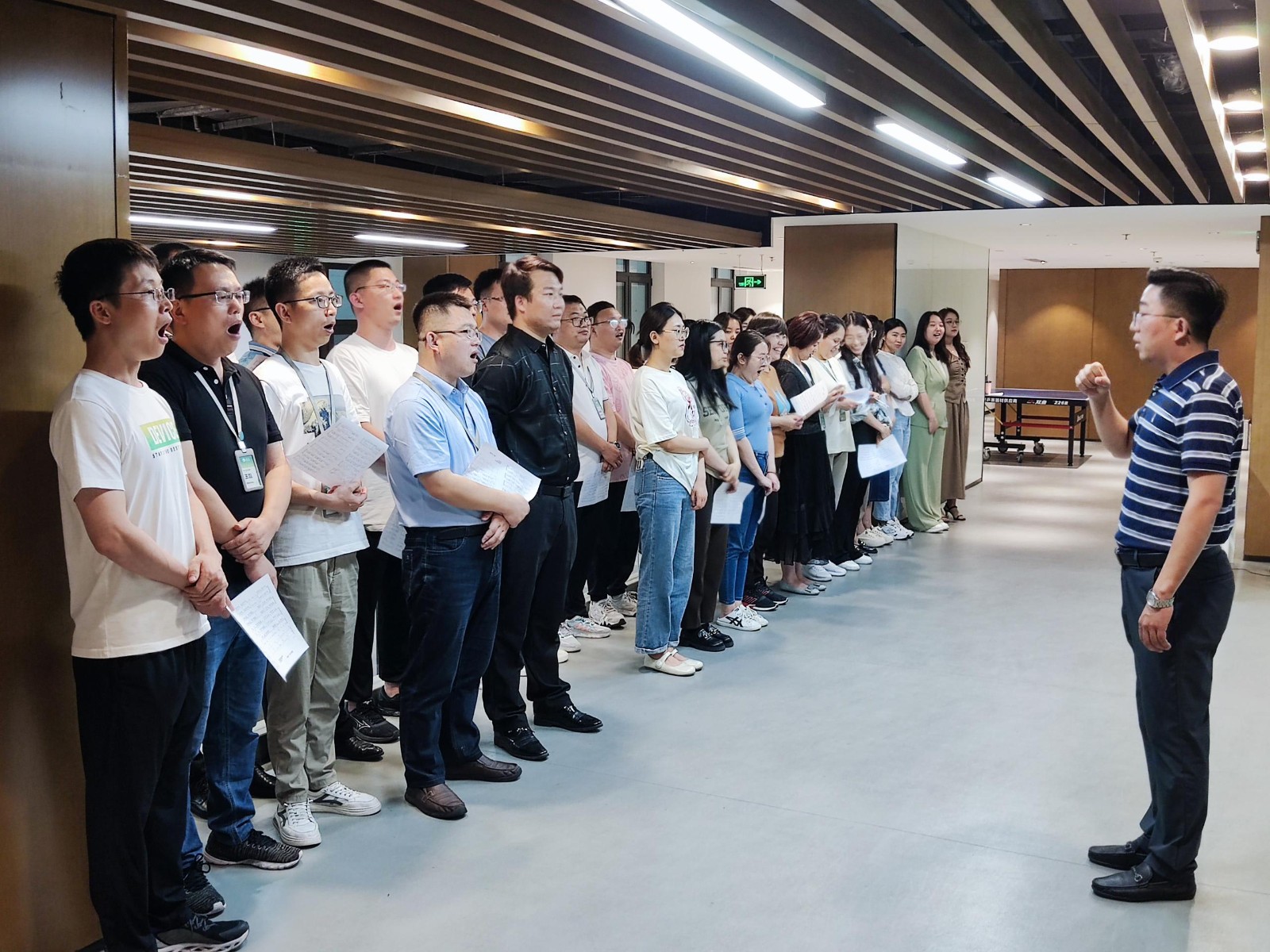 1688106871955408.jpg 合唱2.jpg